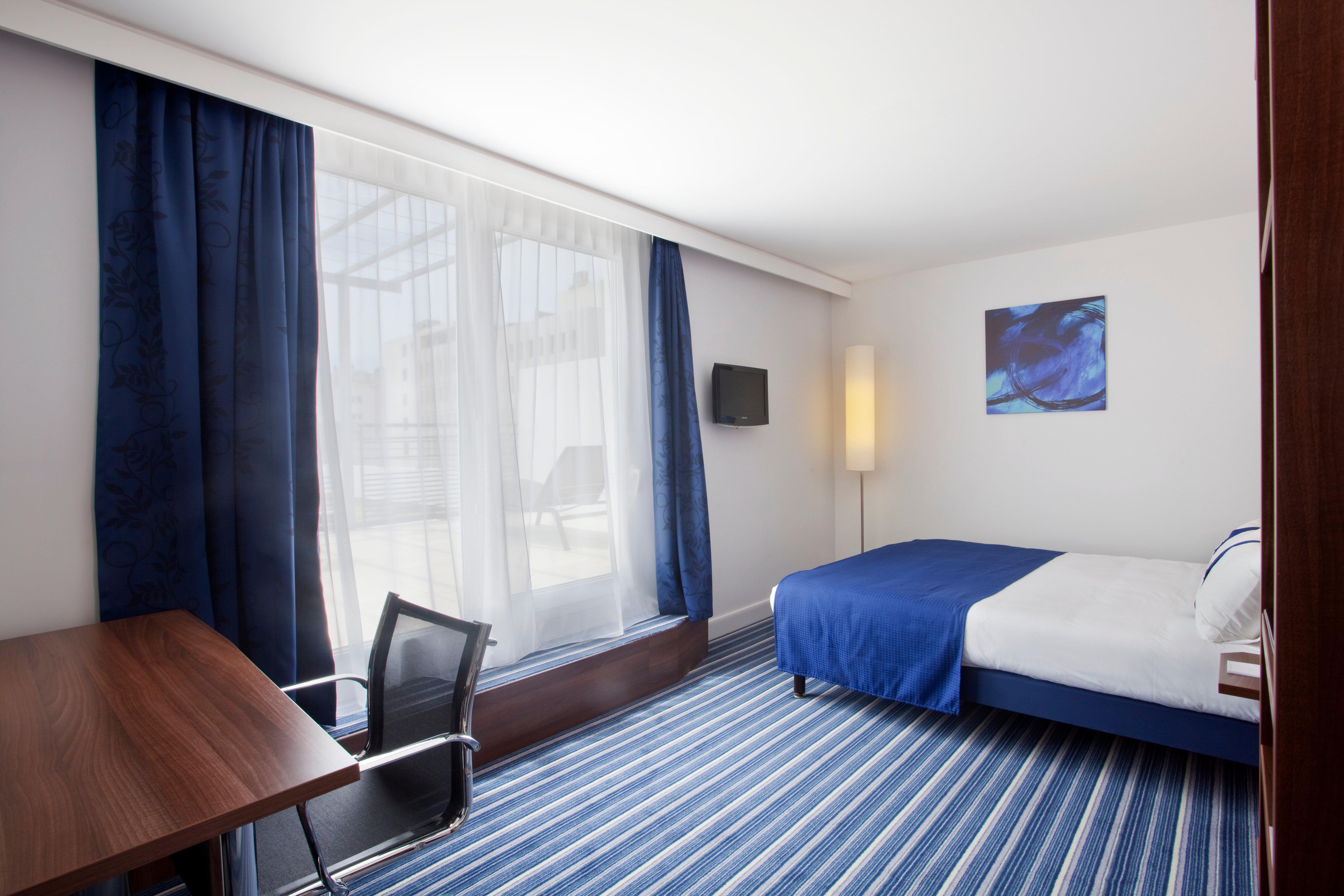 Express Saint Charles, An Ihg 3*
