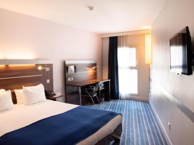 Express Saint Charles, An Ihg Marseille