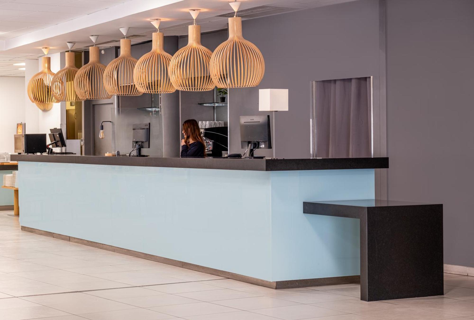 Hotel Express Saint Charles, An Ihg